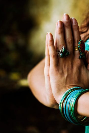 How to Clear Your Chakras to Improve Relationships